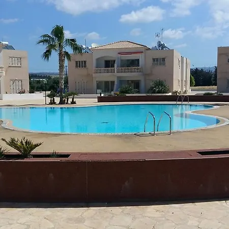 Siblings Nest 3 * Mandria (Paphos)